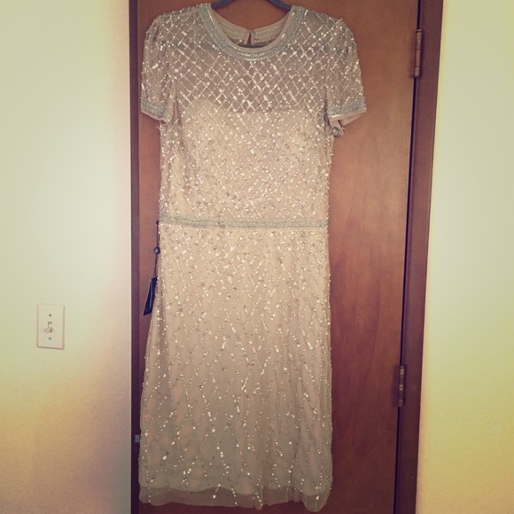 Adrianna Papell Dresses & Skirts - ADRIANNA PAPELL nude beaded dress